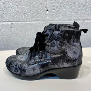 Alegria Eliza Delicate Floral Booties